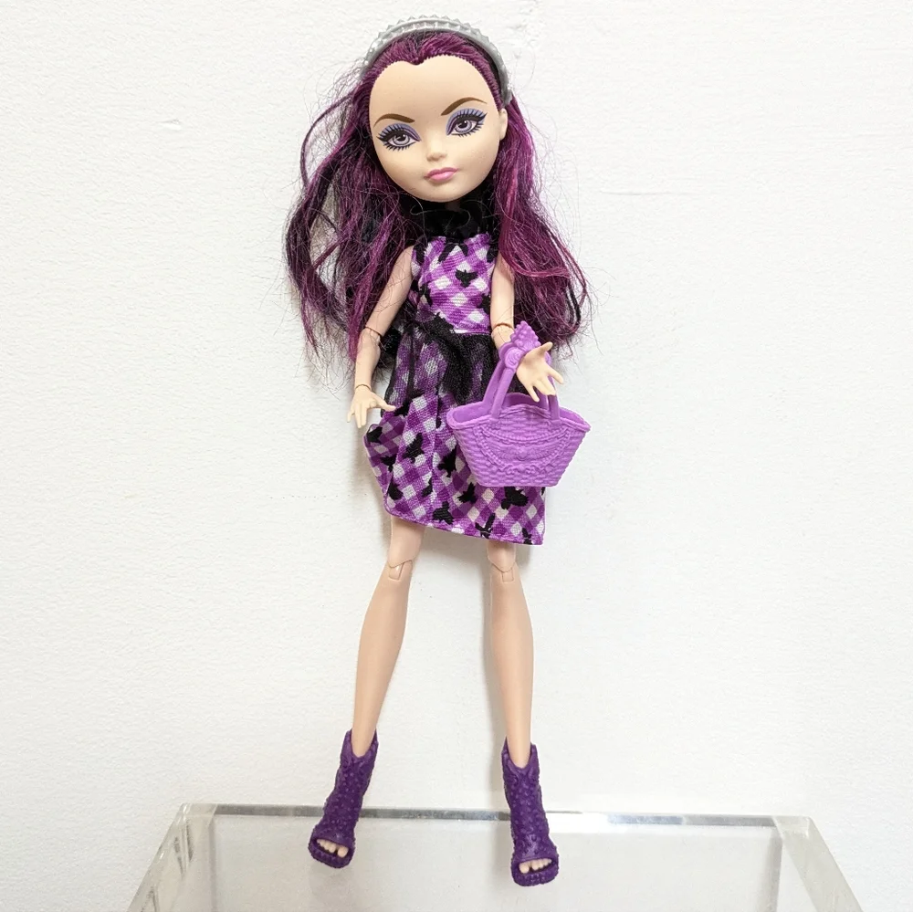 Ever After High Enchanted Picnic Raven Queen Doll